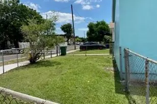 2156 NW 32nd St, Miami, FL 33142 - Photo 7