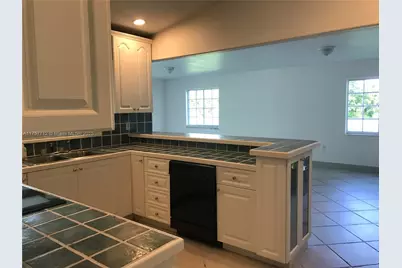 22171 SW 274th St, Homestead, FL 33031 - Photo 3