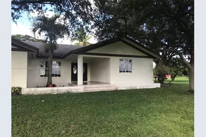 22171 SW 274th St, Homestead, FL 33031 - Photo 9