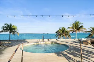 18975 Collins Ave, Sunny Isles Beach, FL 33160 - Photo 49