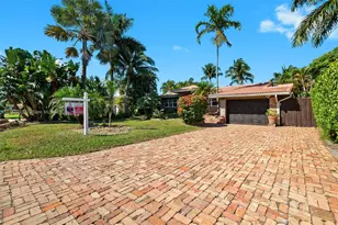2725 NE 21st Ave, Fort Lauderdale, FL 33306 - Photo 3