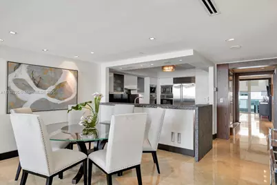 1331 Brickell Bay Dr #1905, Miami, FL 33131 - Photo 5