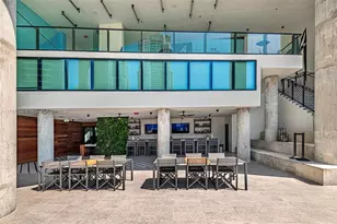 398 NE 5th St, Miami, FL 33132 - Photo 39