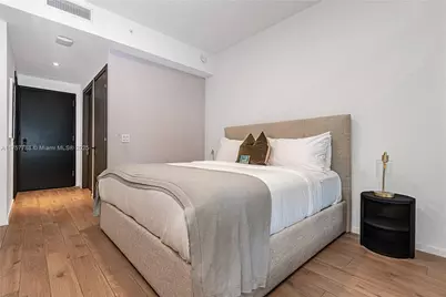 398 NE 5th St #2516, Miami, FL 33132 - Photo 13