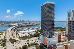 398 NE 5th St, Miami, FL 33132 - Photo 57