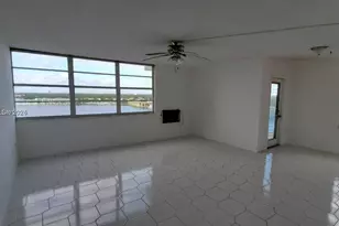 1301 NE Miami Gardens Dr, Miami, FL 33179 - Photo 7