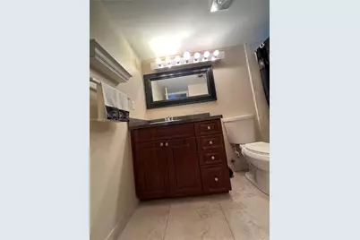 2562 N Garden Dr N #301, Lake Worth, FL 33461 - Photo 1