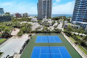 400 South Pointe Dr, Miami Beach, FL 33139 - Photo 25