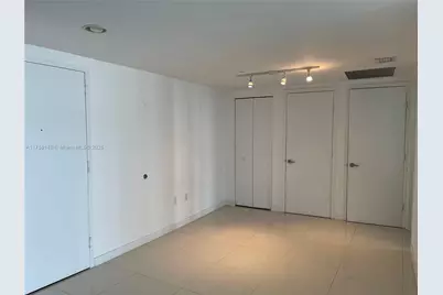 465 Brickell Ave #819, Miami, FL 33131 - Photo 15