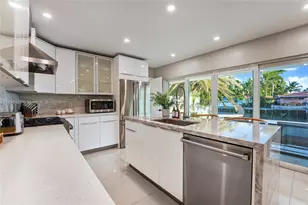 2820 NE 60th St, Fort Lauderdale, FL 33308 - Photo 7