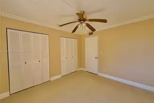 920 NE 199th St, Miami, FL 33179 - Photo 13