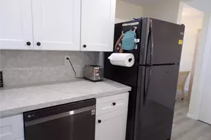 3000 Marcos Dr, Aventura, FL 33160 - Photo 43