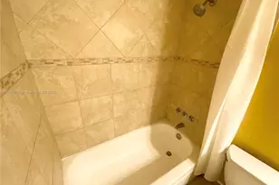 4001 N University Dr, Sunrise, FL 33351 - Photo 13