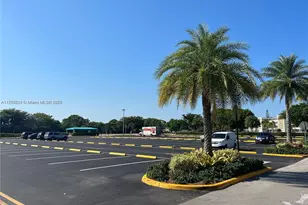 1011 Ellesmere A, Deerfield Beach, FL 33442 - Photo 25