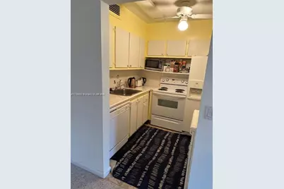 1011 Ellesmere A #1011, Deerfield Beach, FL 33442 - Photo 7