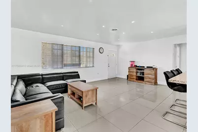 4401 Johnson St, Hollywood, FL 33021 - Photo 9