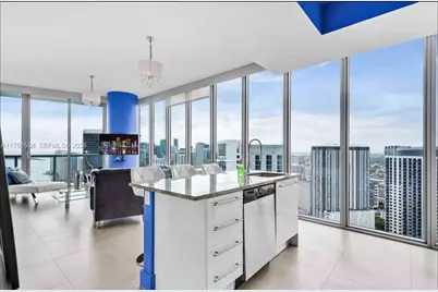 888 Biscayne Blvd #4701, Miami, FL 33132 - Photo 19