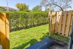 4037 NW 90th Ave, Sunrise, FL 33351 - Photo 41