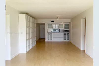 1504 S Whitehall Dr #206, Davie, FL 33324 - Photo 5