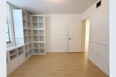 1504 S Whitehall Dr #206, Davie, FL 33324 - Photo 27