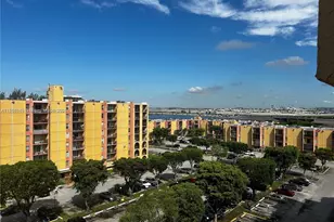 4717 NW 7th St, Miami, FL 33126 - Photo 1