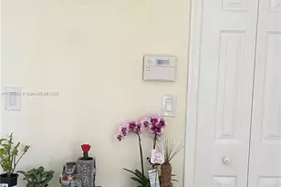 2462 SE 15th Pl, Homestead, FL 33035 - Photo 5