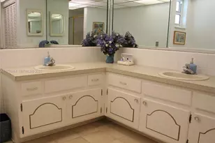 1933 Twin Dolphin Ln, Fort Lauderdale, FL 33316 - Photo 25
