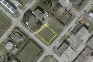 106 NE 3rd Ave, Homestead, FL 33034 - Photo 1