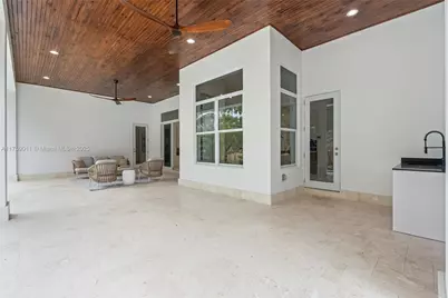 11412 NE 8th Ave, Biscayne Park, FL 33161 - Photo 27