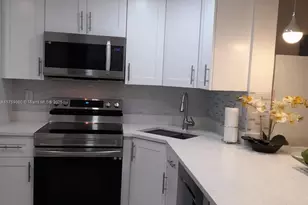 1541 S Ocean Blvd, Lauderdale by the Sea, FL 33062 - Photo 9