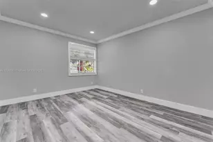 38 Flanders A, Delray Beach, FL 33484 - Photo 9