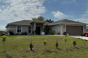 1930 NE 28th St, Cape Coral, FL 33909 - Photo 1