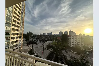 [Address not provided], Hallandale Beach, FL 33009 - Photo 17