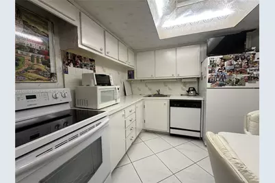 [Address not provided], Hallandale Beach, FL 33009 - Photo 29