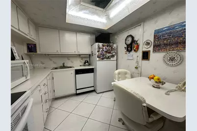 3180 S Ocean Dr #522, Hallandale Beach, FL 33009 - Photo 11