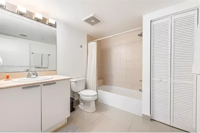 16699 Collins Ave #1809, Sunny Isles Beach, FL 33160 - Photo 19