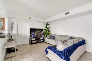 1 Glen Royal Pkwy, Miami, FL 33125 - Photo 7