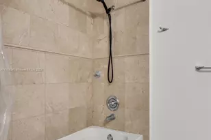 1 Glen Royal Pkwy, Miami, FL 33125 - Photo 21