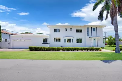 5861 La Gorce Dr, Miami Beach, FL 33140 - Photo 3