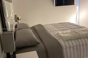 18975 SE Collins Ave, Sunny Isles Beach, FL 33160 - Photo 21