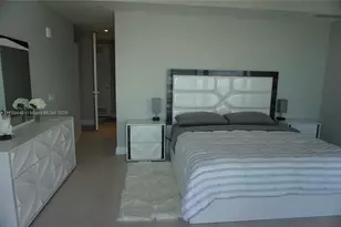 18975 SE Collins Ave, Sunny Isles Beach, FL 33160 - Photo 23