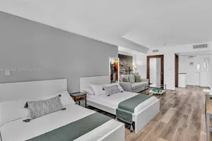 1052 Ocean Dr, Miami Beach, FL 33139 - Photo 19