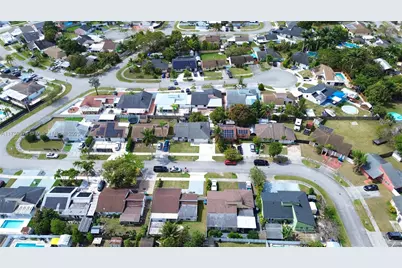 20520 SW 124th Pl, Miami, FL 33177 - Photo 31