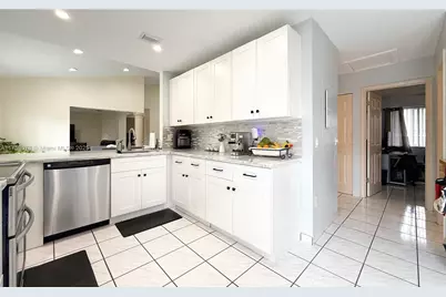 20520 SW 124th Pl, Miami, FL 33177 - Photo 21