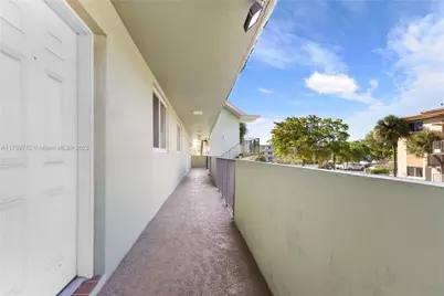 5935 Del Lago Cir #209, Sunrise, FL 33313 - Photo 17