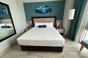 18683 Collins Ave, Sunny Isles Beach, FL 33160 - Photo 23