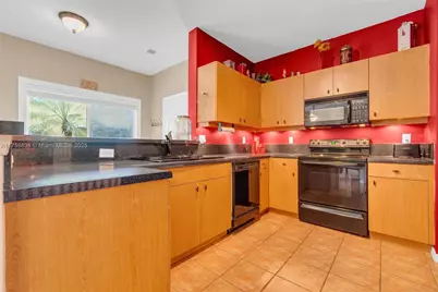 1845 SW 102nd Way #1845, Miramar, FL 33025 - Photo 5