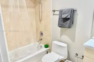 1830 S Ocean Dr, Hallandale Beach, FL 33009 - Photo 25