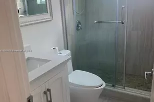 4011 N Meridian Ave, Miami Beach, FL 33140 - Photo 9