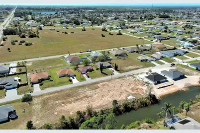 1611 NW 2nd St, Cape Coral, FL 33993 - Photo 27